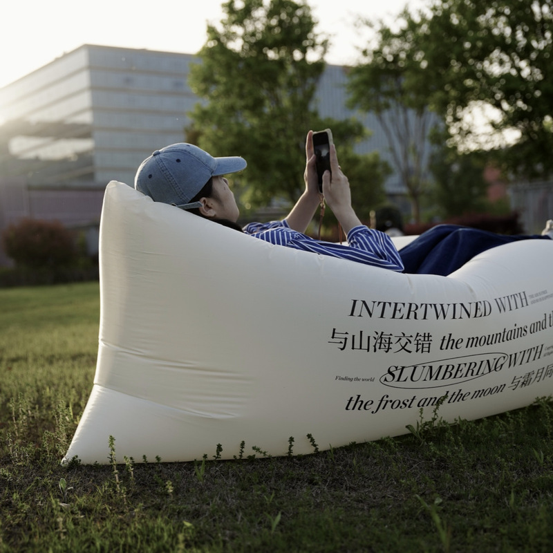 Outdoor Adventure Festival - 寝転びや睡眠用のインフレータブルソファ、エアアドベンチャーキャンパーピクニックマット、アウトドア用品、音楽フェスティバル用