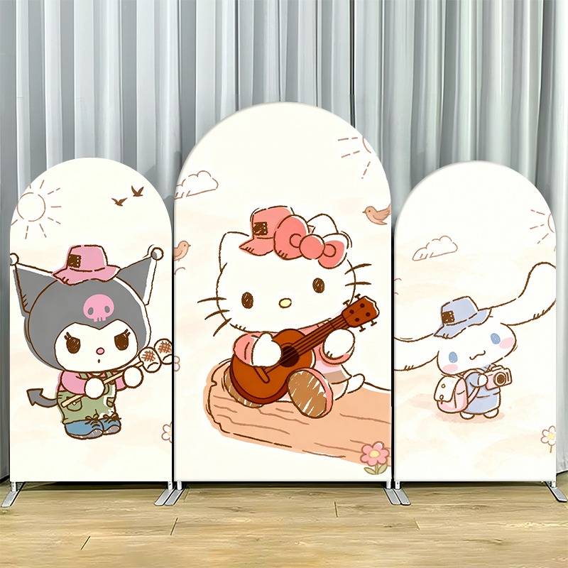 Outdoor Adventure Background - 2Dフラットアーチ型背景幕カバー シングルレイヤー ノンストレッチ生地 ハローキティと仲間たち 屋外冒険背景 パーティー用